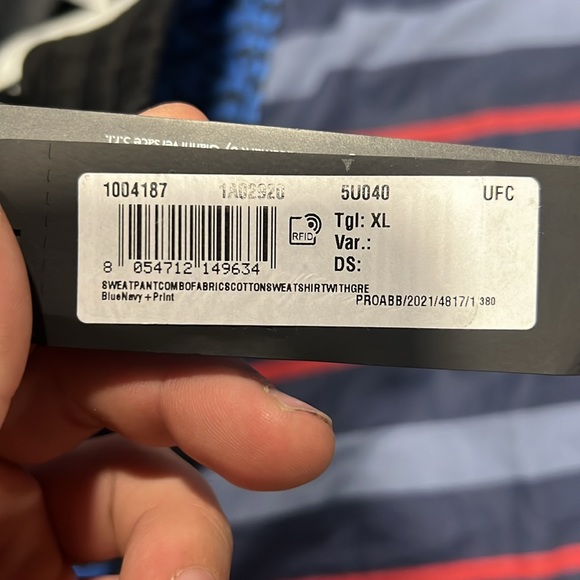 Versace 1004187 track pant men’s size XL - Picture 2 of 2